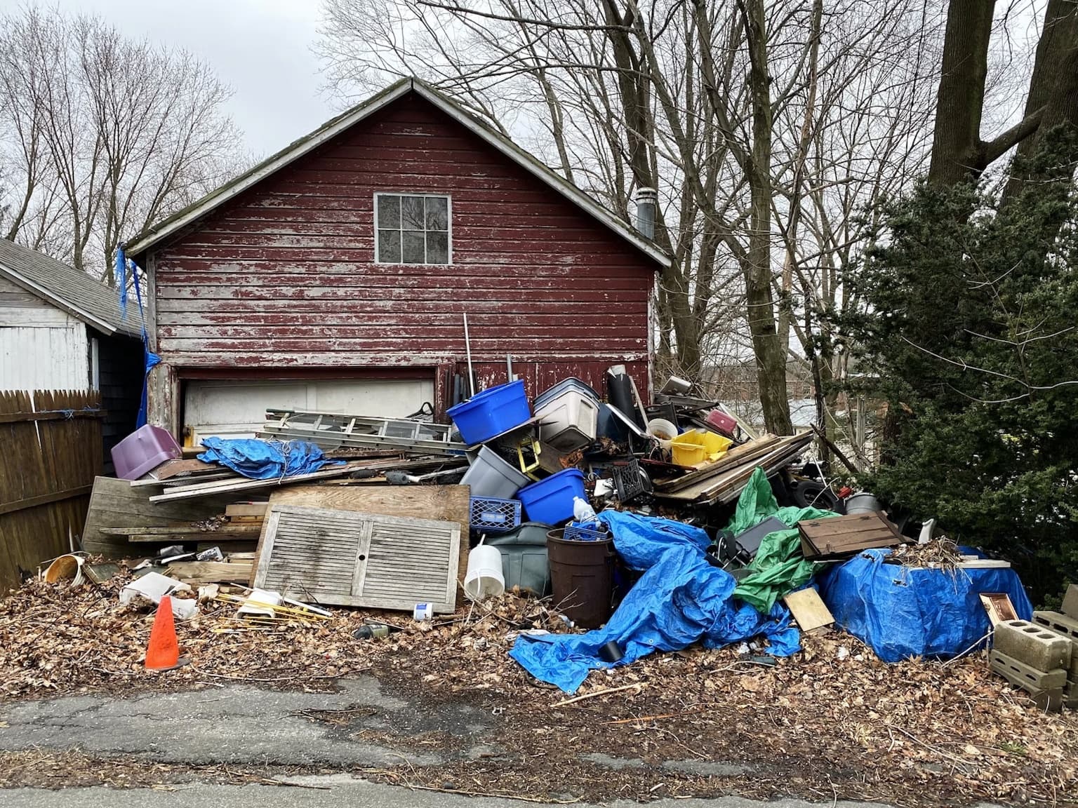 Yard debris and bulk haul-off